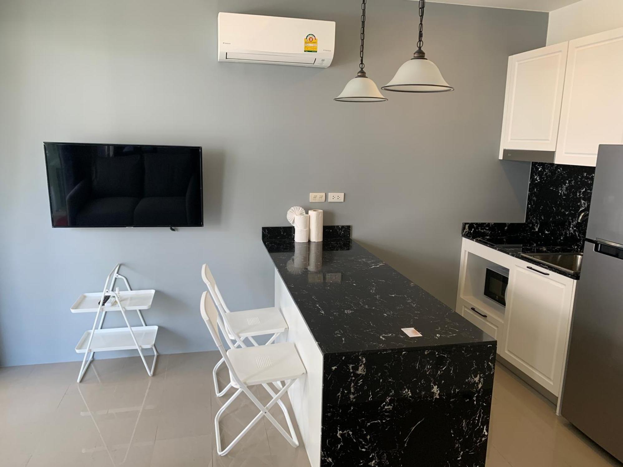Apartment At Palmyrah Surin By Lofty Room photo